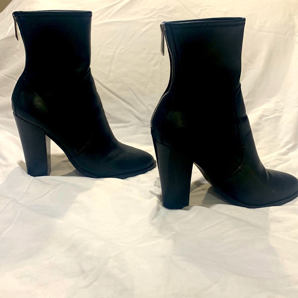 Gently loved booties. 4”heel